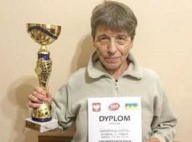 66-year-old Ukrainian Grandmother Ran 3 marathons in 24 Hours