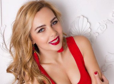 Top 4 reasons to date a Ukrainian girl