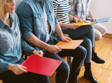 Job seekers, unemployed in Ukraine.