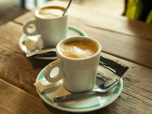 Scientists have proven that coffee helps people not only to wake up, but also lose weight.