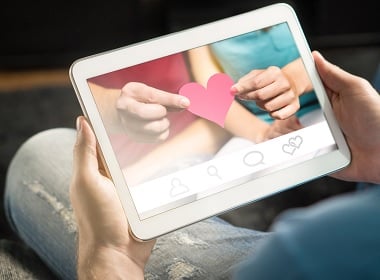 The giant dilemma of online dating